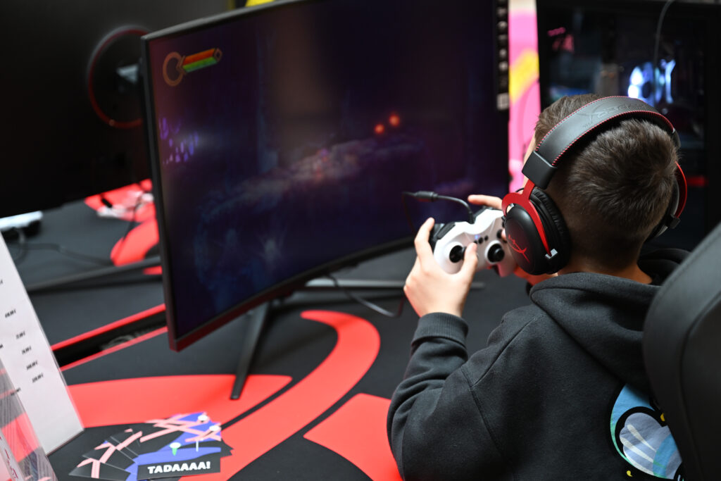 Gamer von Hinten Gamer von Hinten